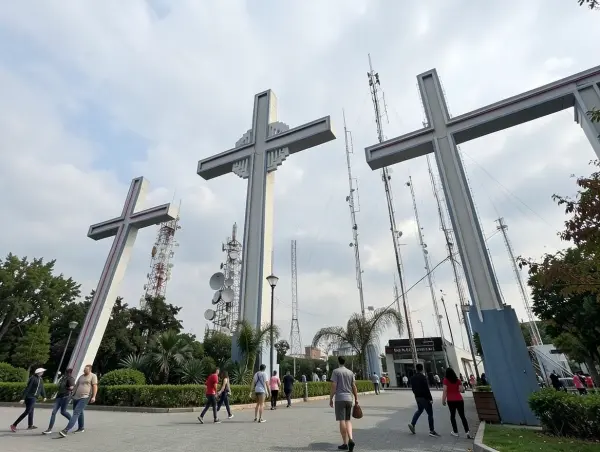 Cerro de las Tres Cruces