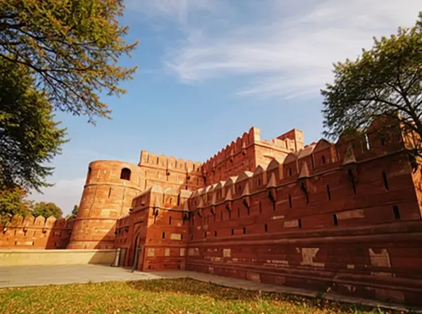 Visit Agra Fort