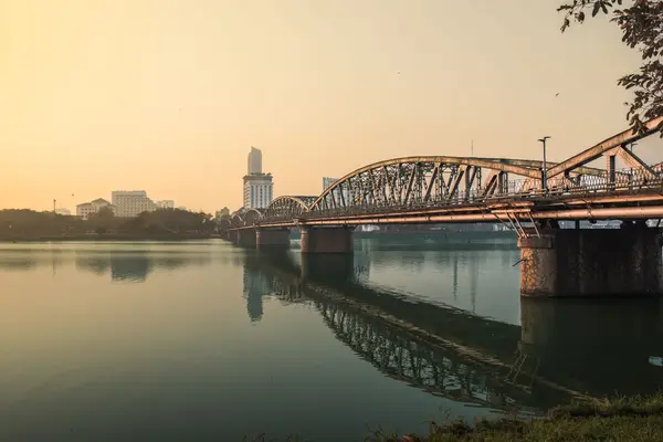 Trang Tien Bridge