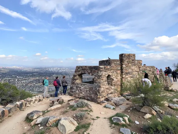 Dobbins Lookout