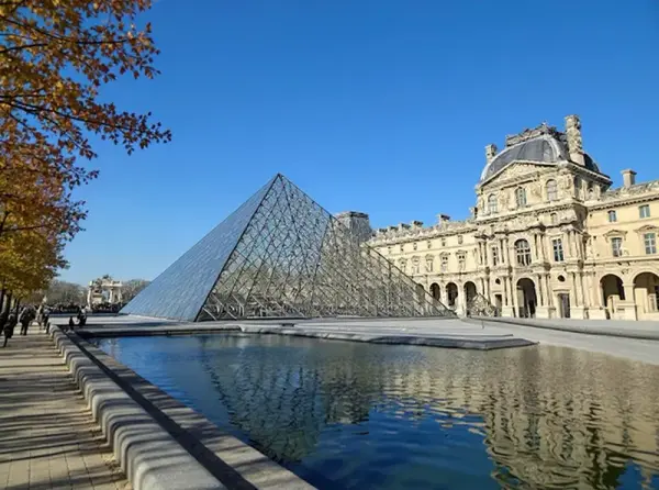 Louvre Museum