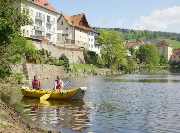 Vltava River (rafting/kayaking and riverfront)