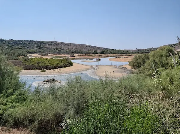 Hiking in Girgenti Nature Reserve