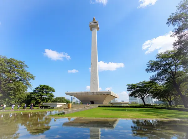 National Monument (Monas)