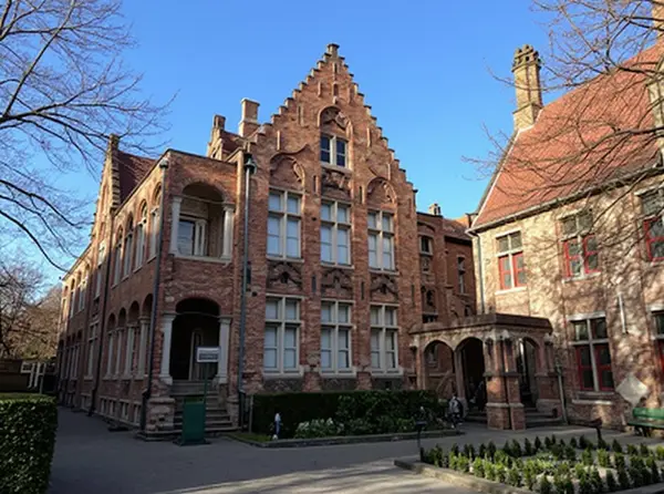 St. John's Hospital (Sint-Janshospitaal) / Memling Museum