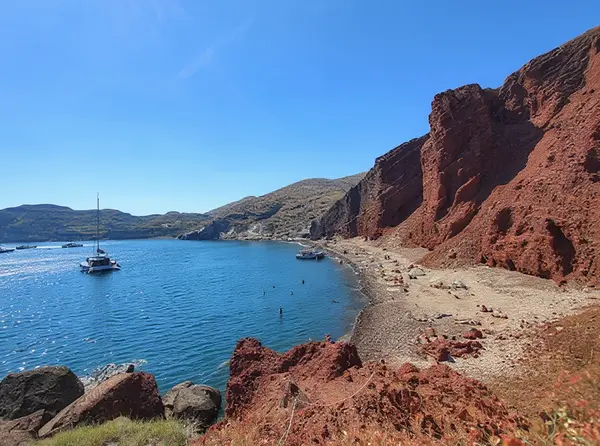 Red Beach (Kokkini Paralia)