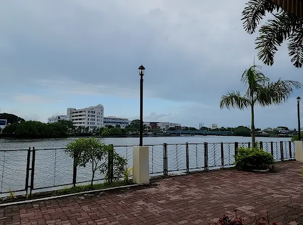 Iloilo River Esplanade