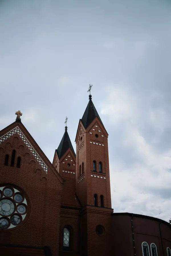 Church of Saints Simon and Helena