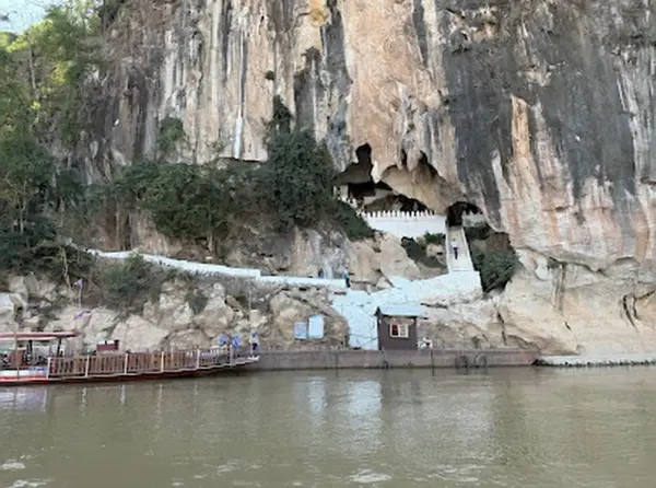 Pak Ou Caves