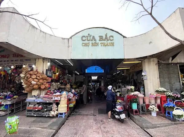 Visit Ben Thanh Market