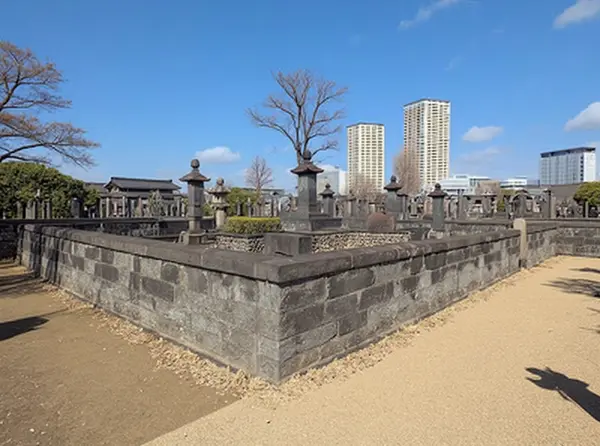 Yanaka Cemetery and Historic District 2