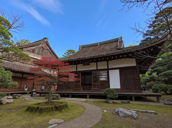 Ginkaku-ji (銀閣寺, Silver Pavilion) - Zen temple and moss garden