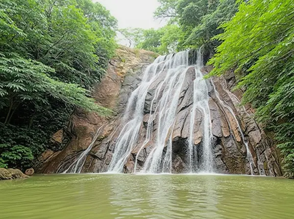 Na Muang Waterfall