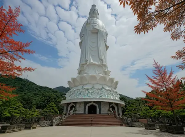 Linh Ung Pagoda (Son Tra)