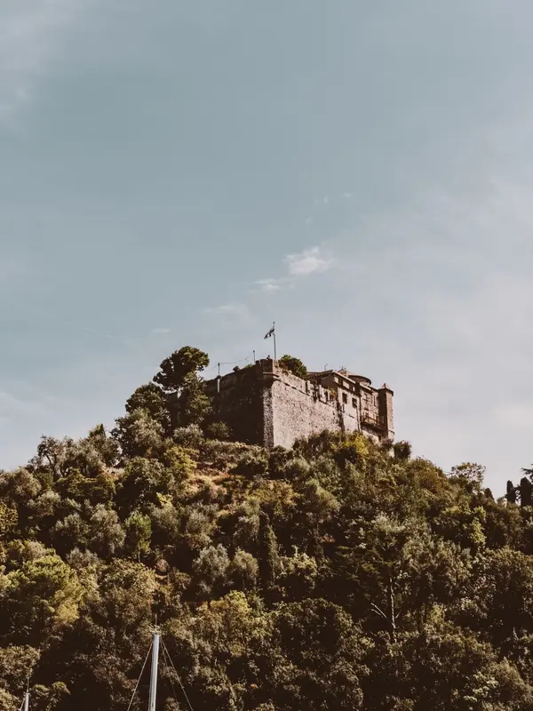 Castello Brown