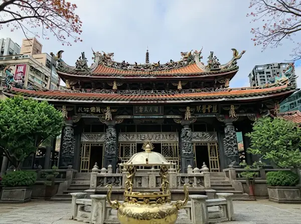Longshan Temple