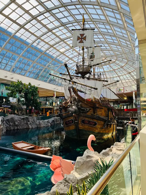 West Edmonton Mall