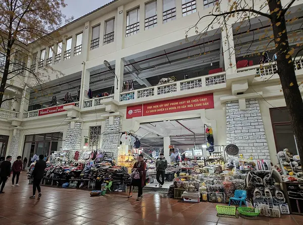 Sapa Market (Chợ Sapa / Sapa Central Market)