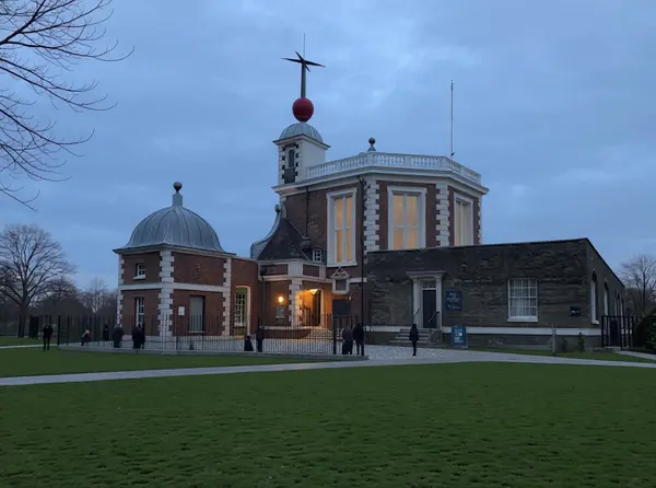 Walk around Greenwich and Royal Observatory