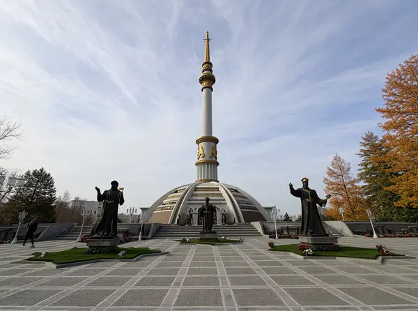 Independence Monument