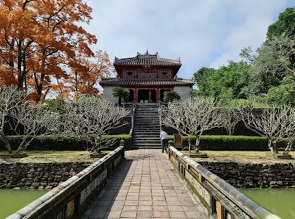 Tomb of Minh Mang (Lăng Minh Mạng)