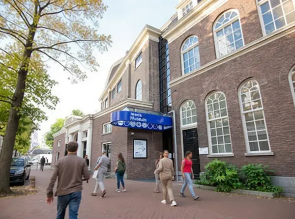 Visit the Jewish Historical Museum