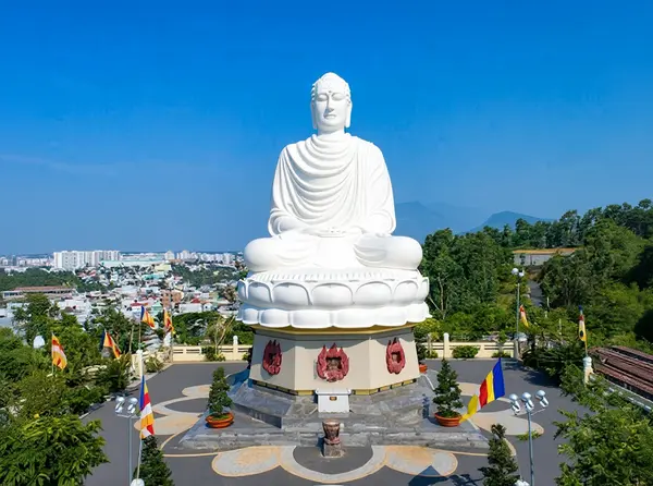 Long Son Pagoda (Chùa Long Sơn)