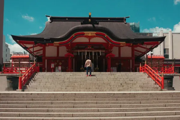 Hanazono Shrine