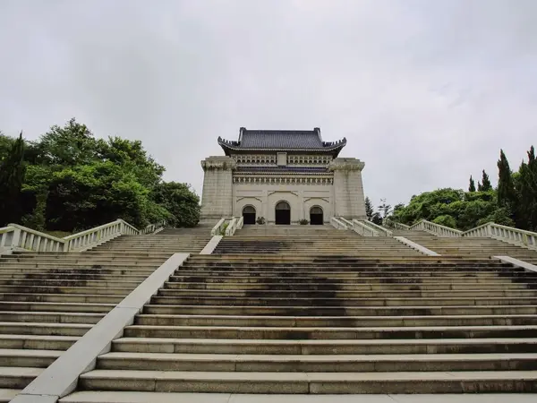 Sun Yat-sen Mausoleum