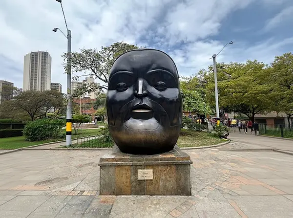 Plaza Botero