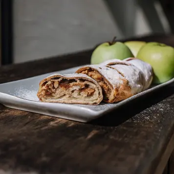 Apfelstrudel