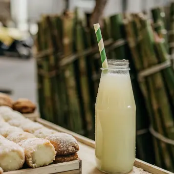 Caldo de Cana (Sugarcane Juice)