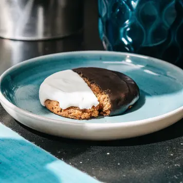 Black and White Cookie