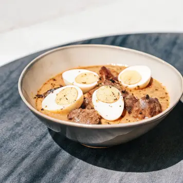 Khoresht-e Mast (Yogurt Stew)