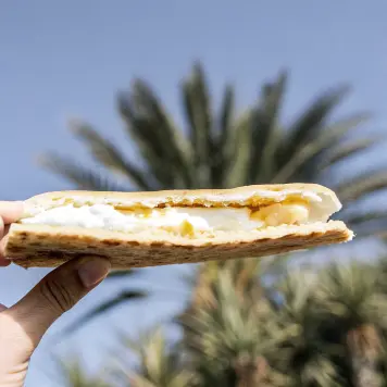 Quesadilla Salvadoreña