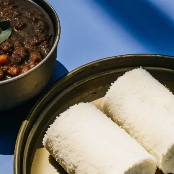 Puttu and Kadala Curry