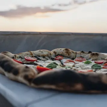 New York-style Pizza