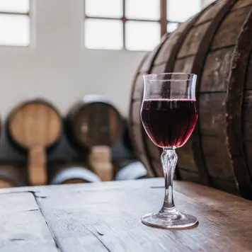 Romanian wine (Fetească Neagră)