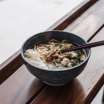 Cat and Mouse Noodles (貓鼠麵)