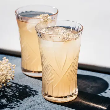 Holunderblütenlimonade