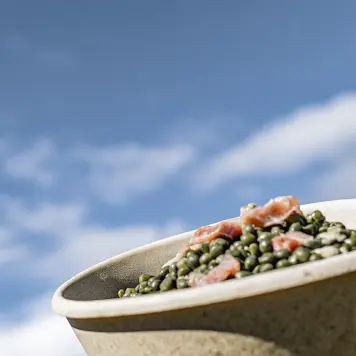 Grey peas with speck