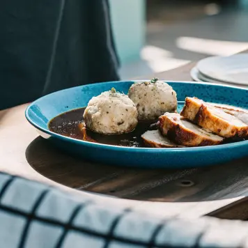 Schweinsbraten mit Knödel